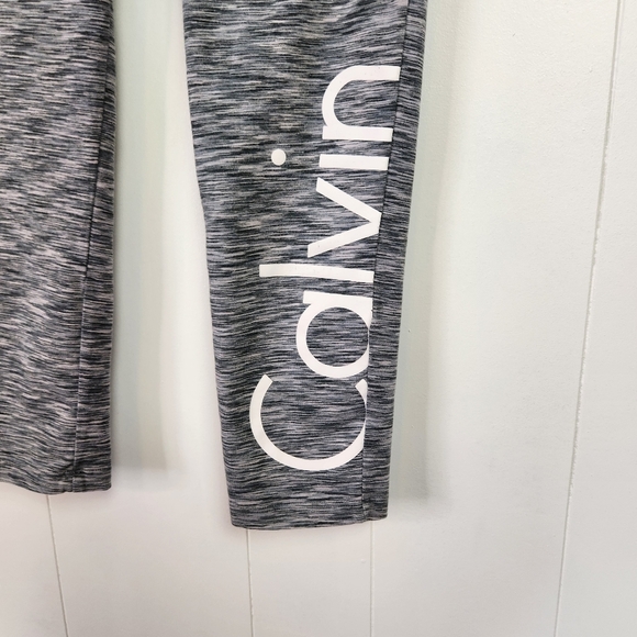 Calvin Klein Gray Space Dye Mid Rise Cropped Yoga Leggings Capri Activewear Gym - Picture 3 of 10